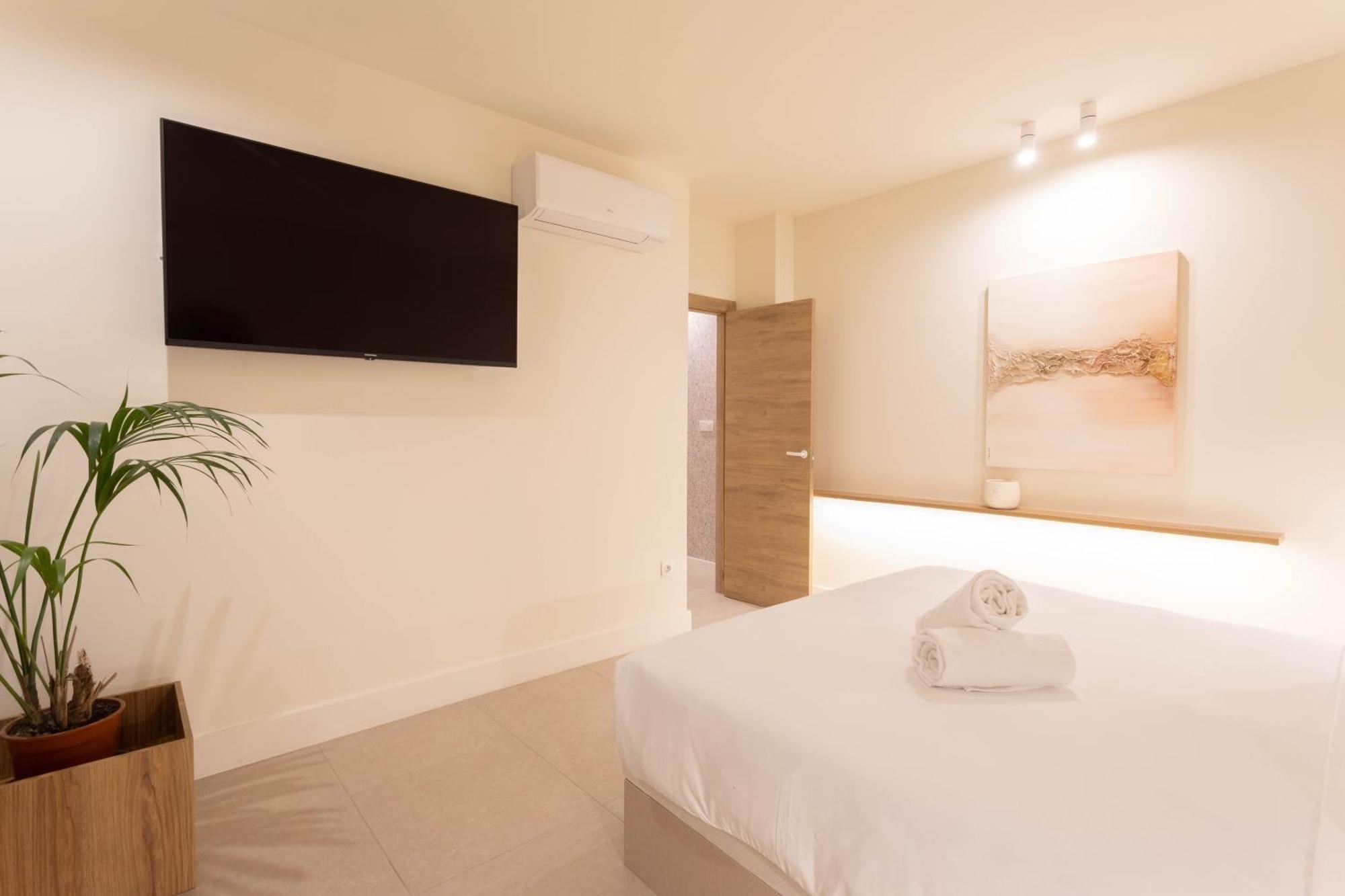 Aparthotel Reina Victoria Velazquez Alicante Exteriér fotografie